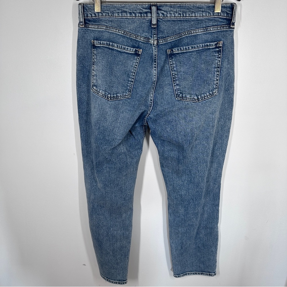 Old Navy Mid Rise Acid Wash Boyfriend Jeans size 8 - Picture 5 of 6